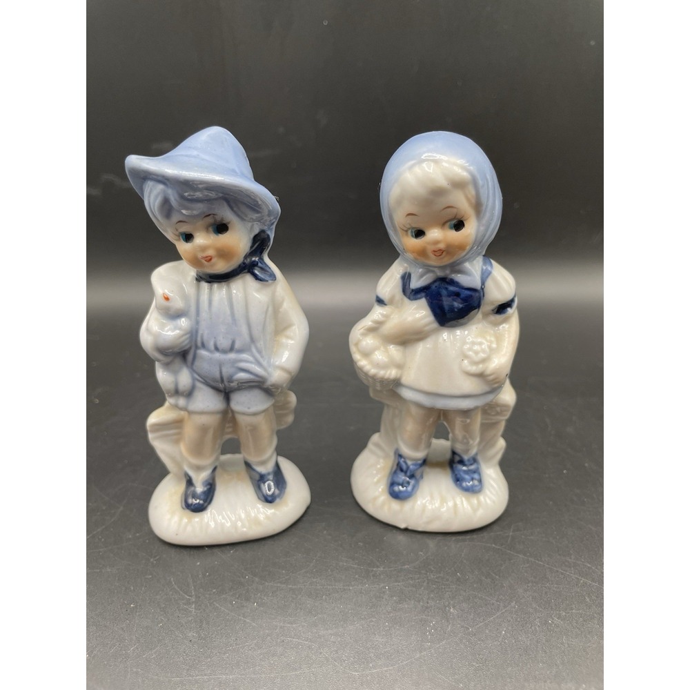 Vtg Blue And White Dutch Children Figurines